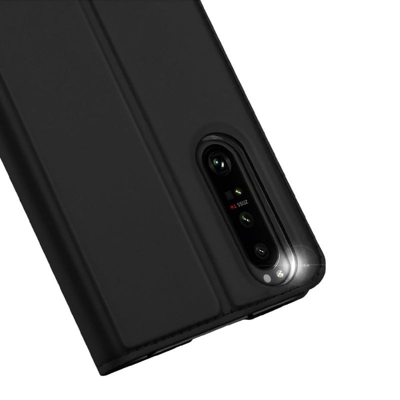 Etui Folio do Sony Xperia 1 IV Obrzeża Business Satin Effect