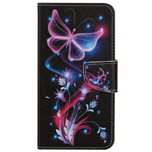 Etui Folio do iPhone 15 z Łańcuch Lot Ćm Na Smyczy